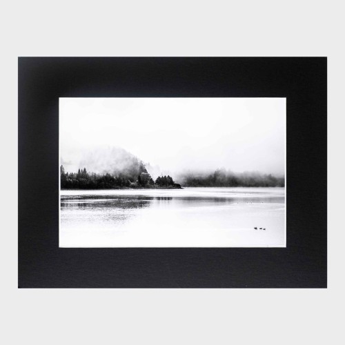 Fotografia autorska czarno biała "Czorsztyn" 30x40cm
