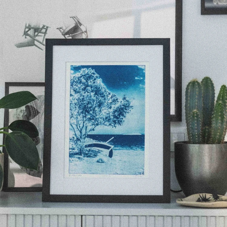 Cyjanotypia. Autorska fotografia w ramce, unikat 1/1. "Crete I" 30x40cm